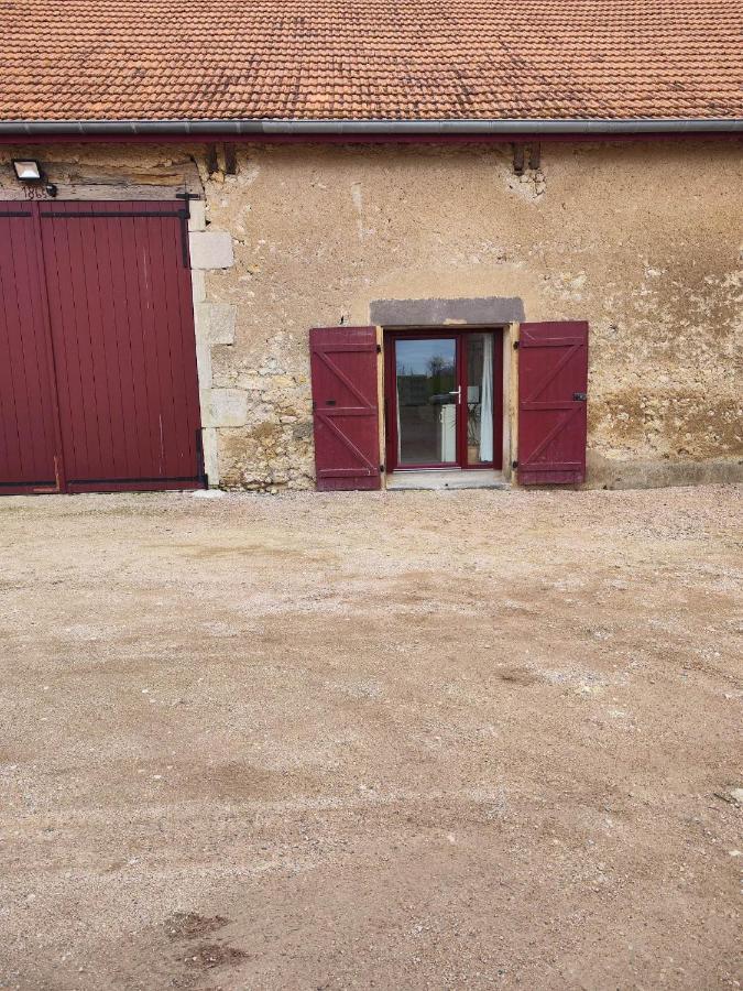 Le Domaine Des Reverets Trezelles Exterior foto